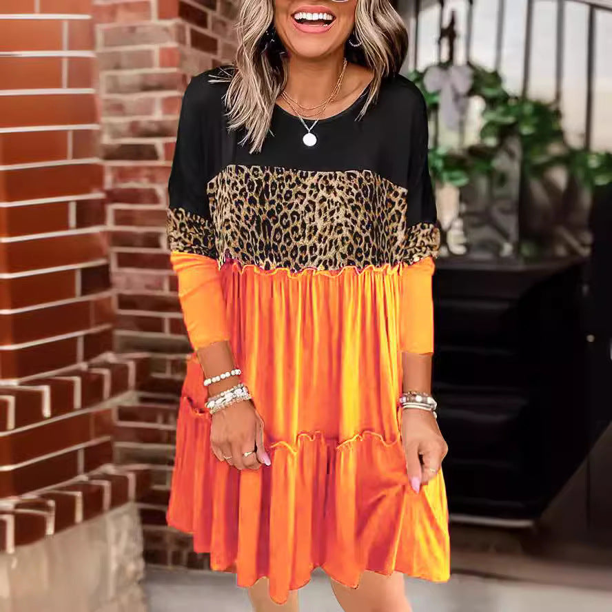 Vestido holgado minimalista con estampado de leopardo y cuello redondo y manga larga - Bego Fashion