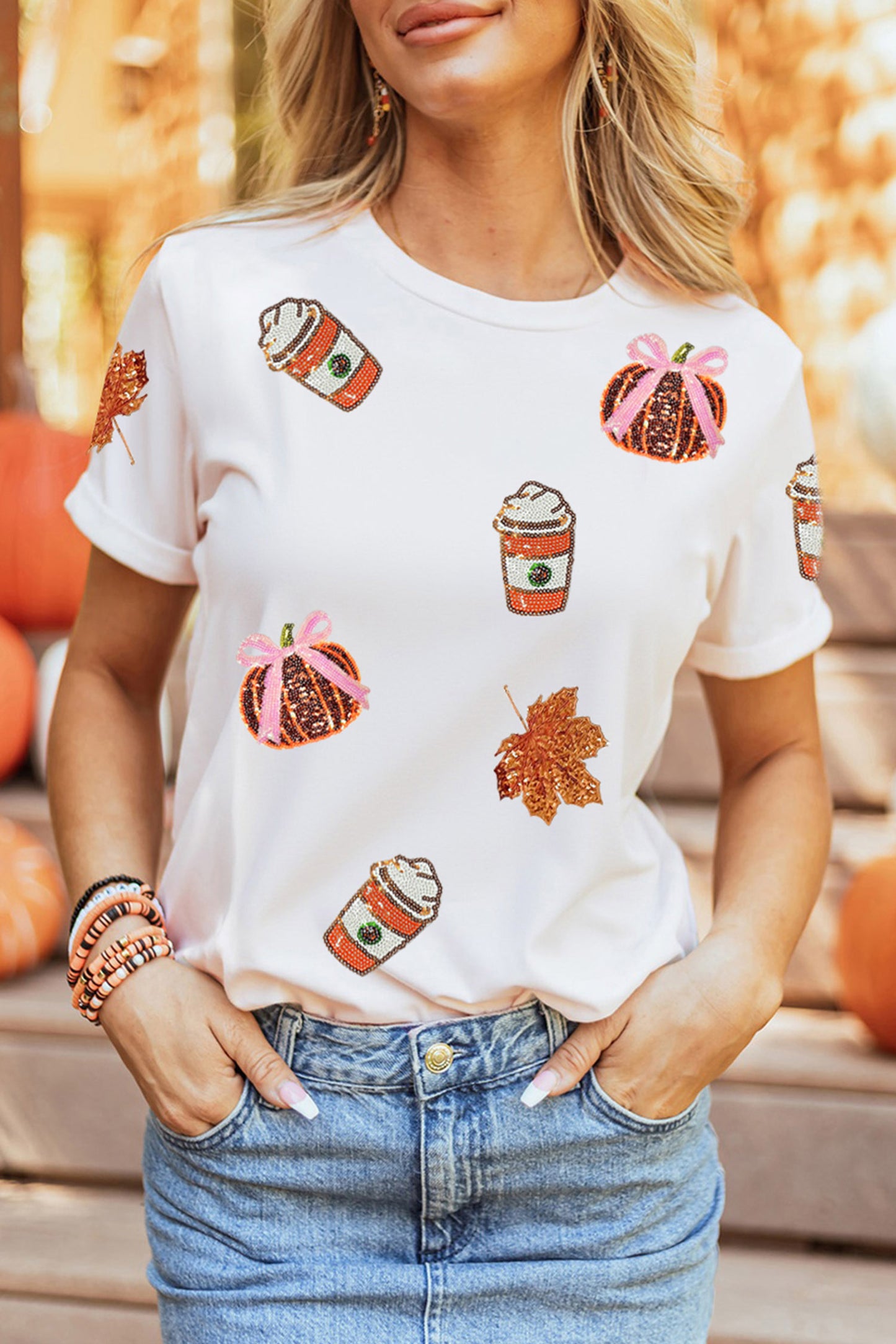 Camiseta casual corte recto con estampado otoñal de calabaza y lentejuelas blancas