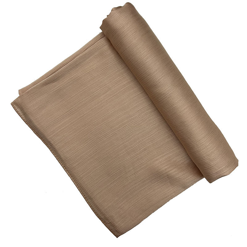 Bufanda plisada de mujer de color satén de longitud media - Bego Fashion