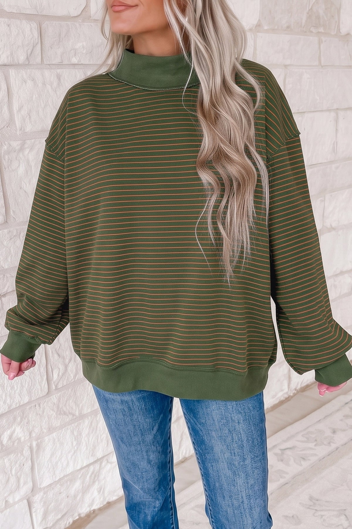 Sudadera oversize de canalé con bloques de color, rayas y cuello perkins, en color caqui