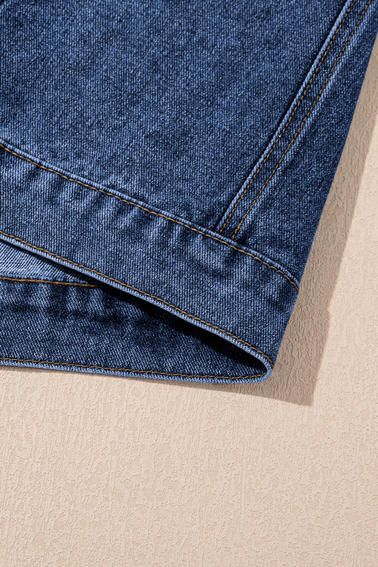 Chaleco vaquero azul oscuro con botones y detalle de costura de sastre - Bego Fashion