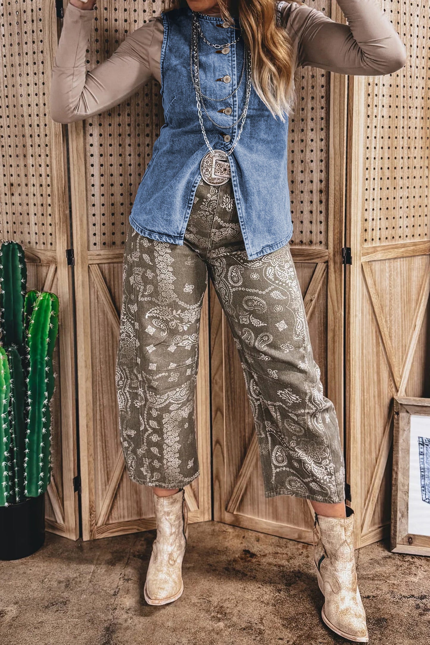 Chaleco vaquero con abertura frontal y botones en azul Ashleigh - Bego Fashion