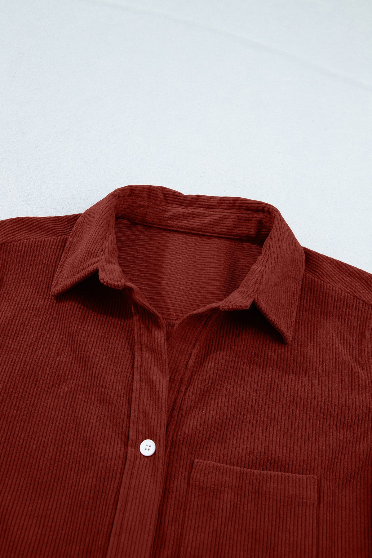 Camisa de pana de manga larga con puños ajustables, color arcilla