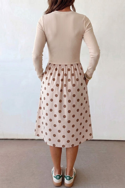 Vestido midi de manga larga con estampado de lunares en color beige