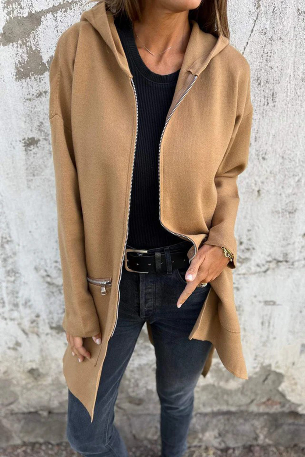 Abrigo casual de color liso beige francés claro con cremallera y capucha
