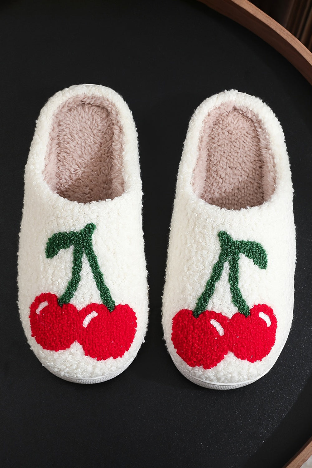 Pantuflas de felpa blancas para invierno con estampado de cerezas