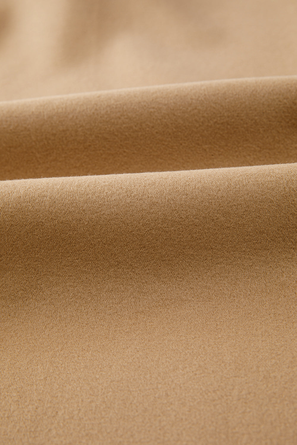 Abrigo casual de color liso beige francés claro con cremallera y capucha