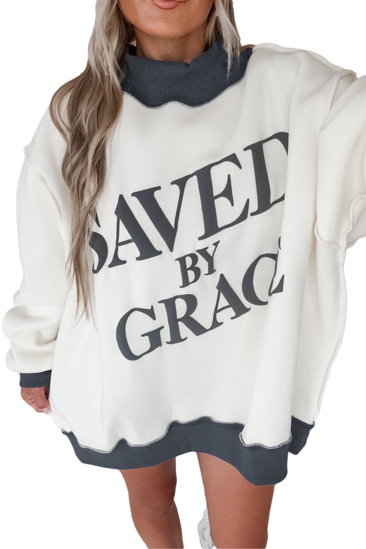 Sudadera oversize con cuello alzado, bloques de color y estampado "Coffee Saved By Grace"
