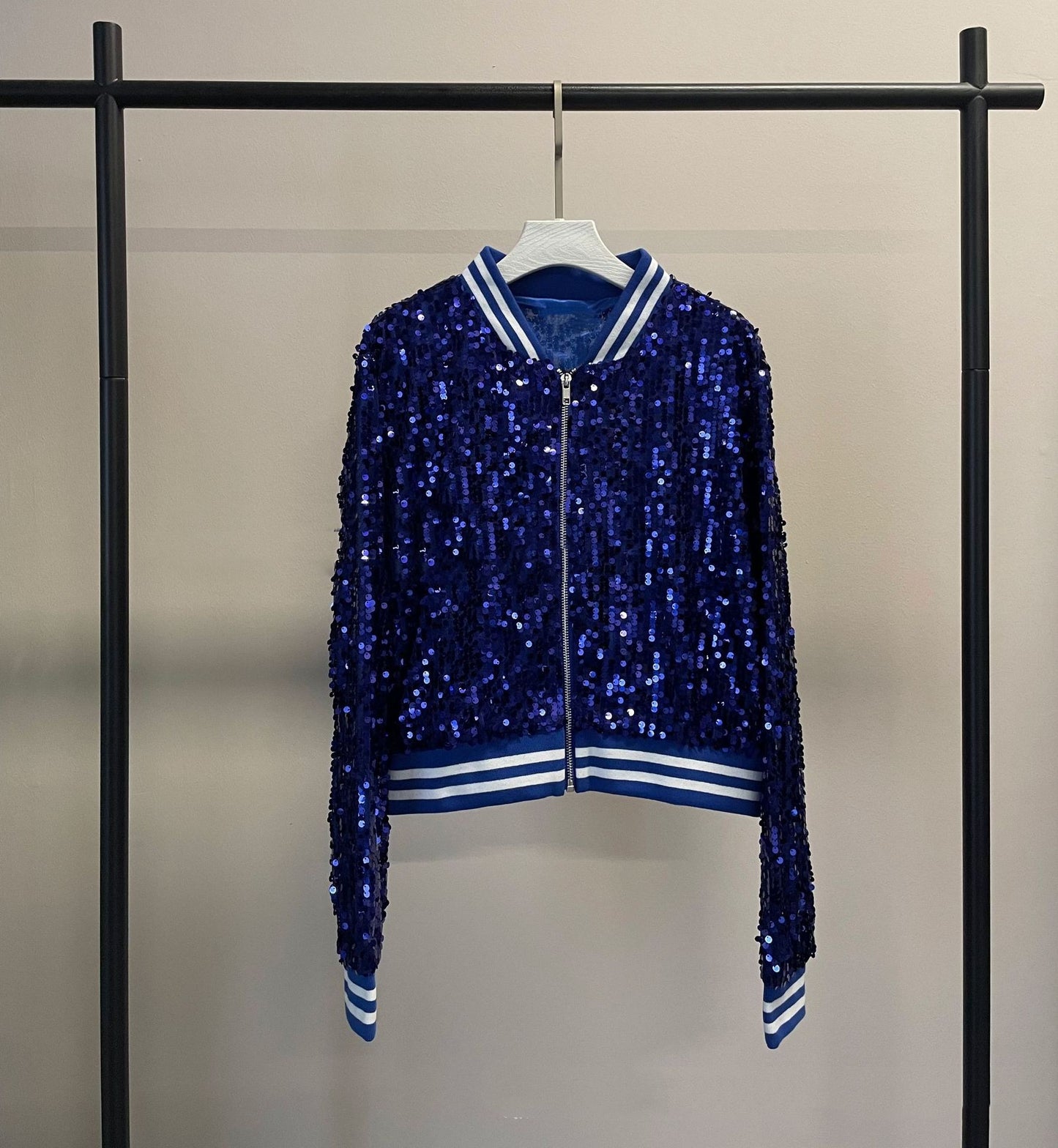 Chaqueta de manga larga con lentejuelas y cremallera - Bego Fashion