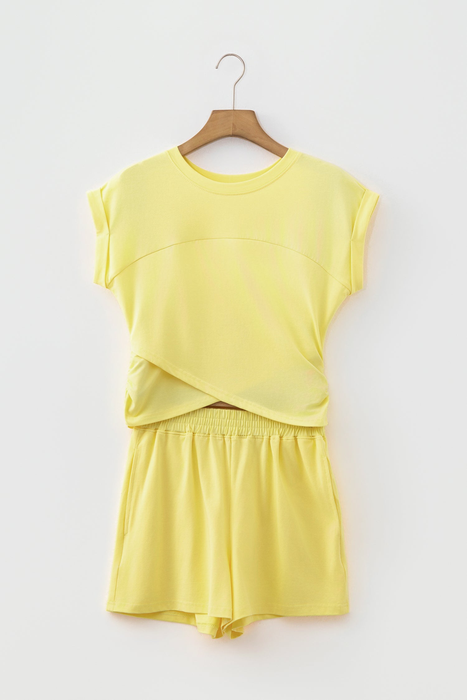 9c38b4778f44cada - Bego Fashion