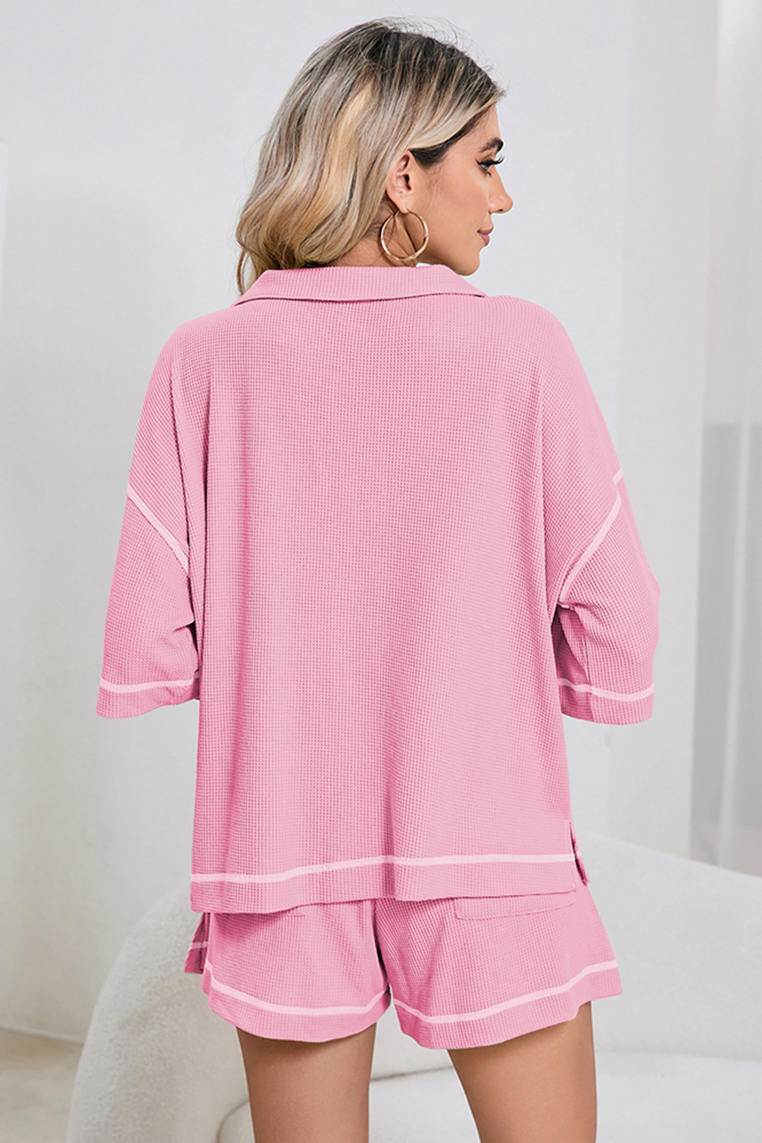 Conjunto de 2 piezas de pantalones cortos casuales con ribete de color gofre transpirable en rosa - Bego Fashion