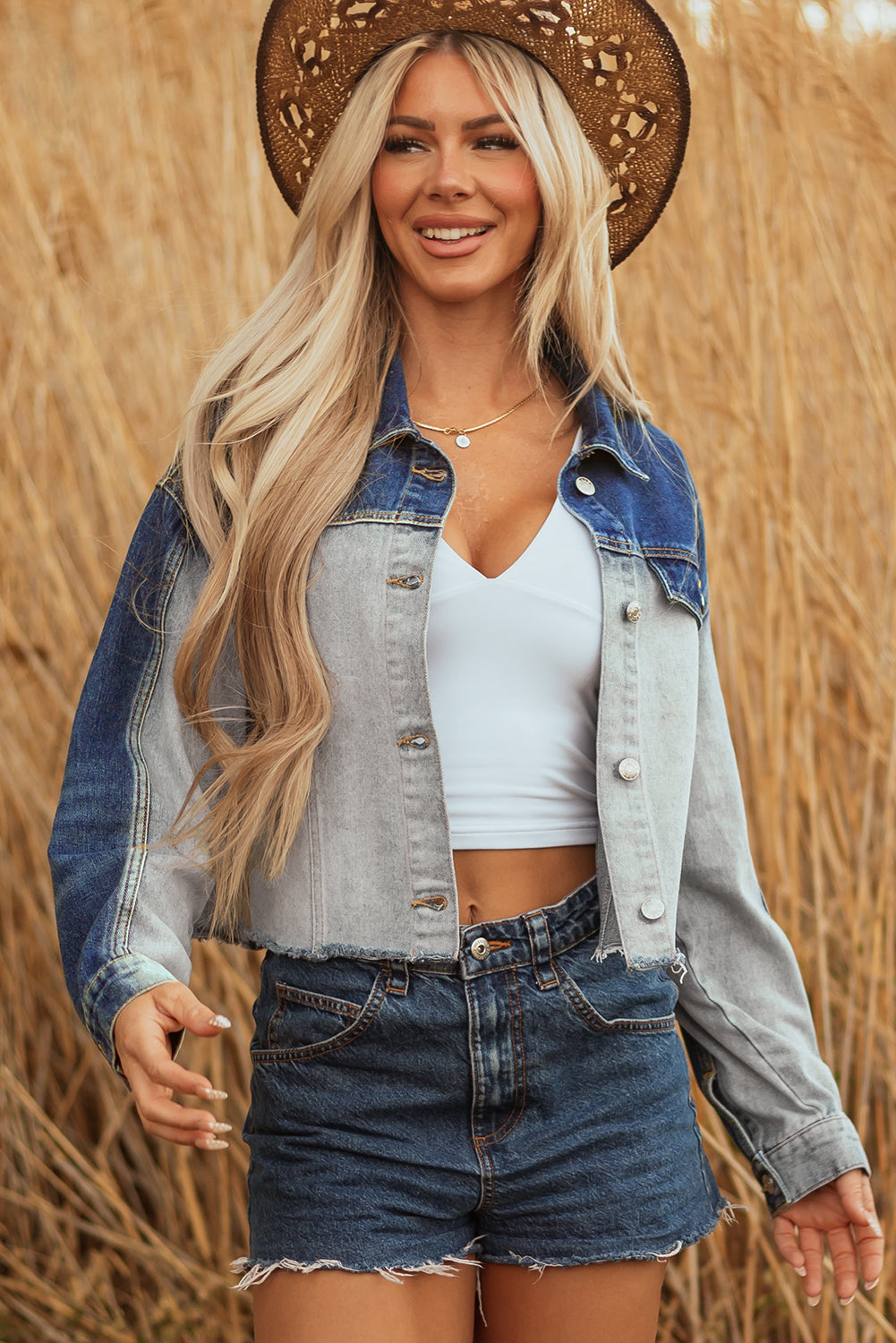 Chaqueta vaquera desgastada con detalle de solapa y patchwork en bloques de color azul crepúsculo - Bego Fashion