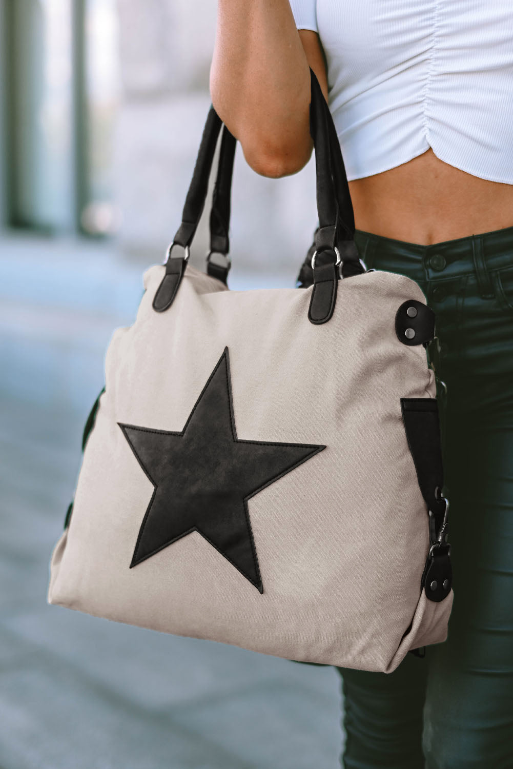 Bolso tote de lona beige estilo casual con diseño de estrella de cinco puntas