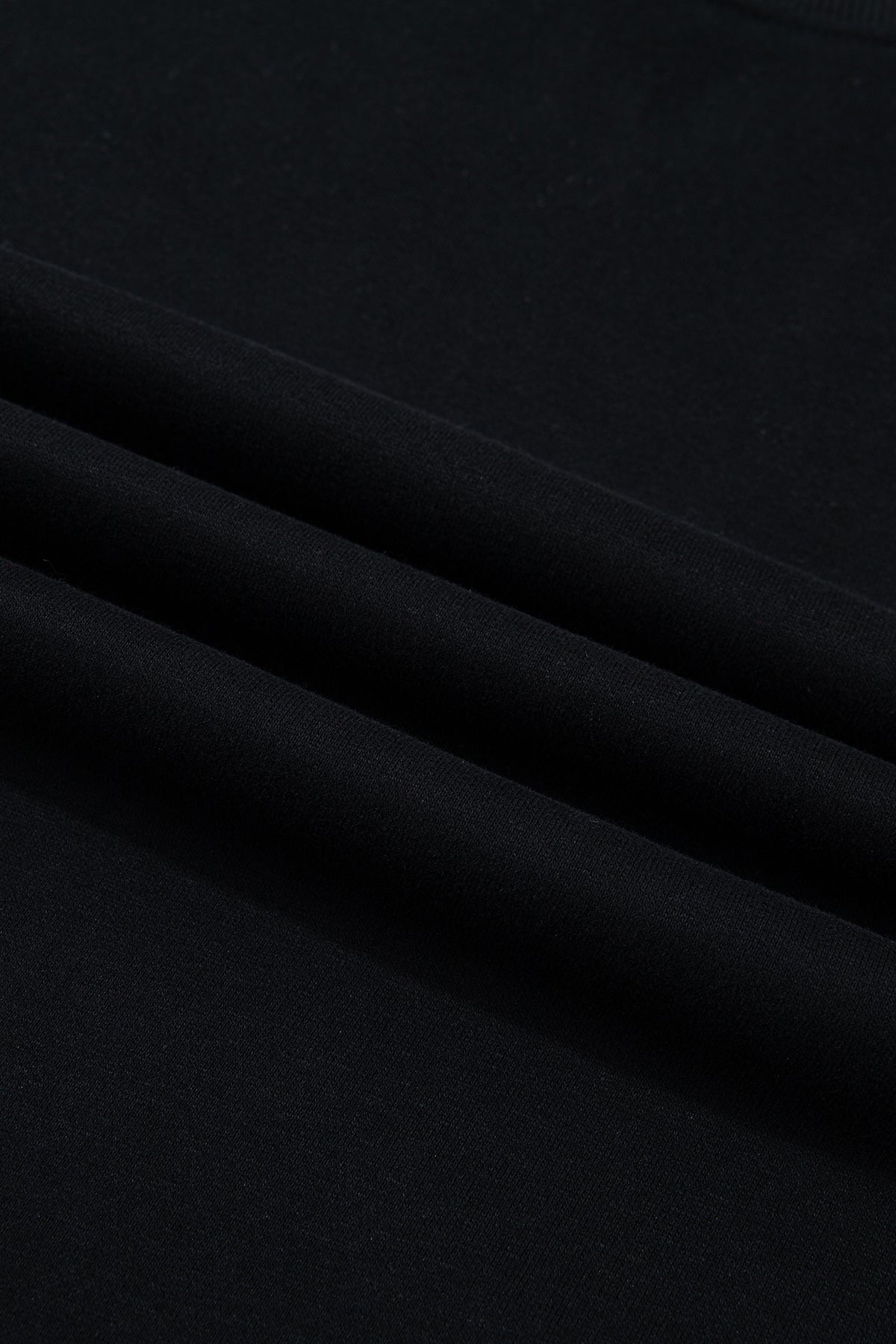 Sudadera negra lisa de corte oversize y cuello perkins