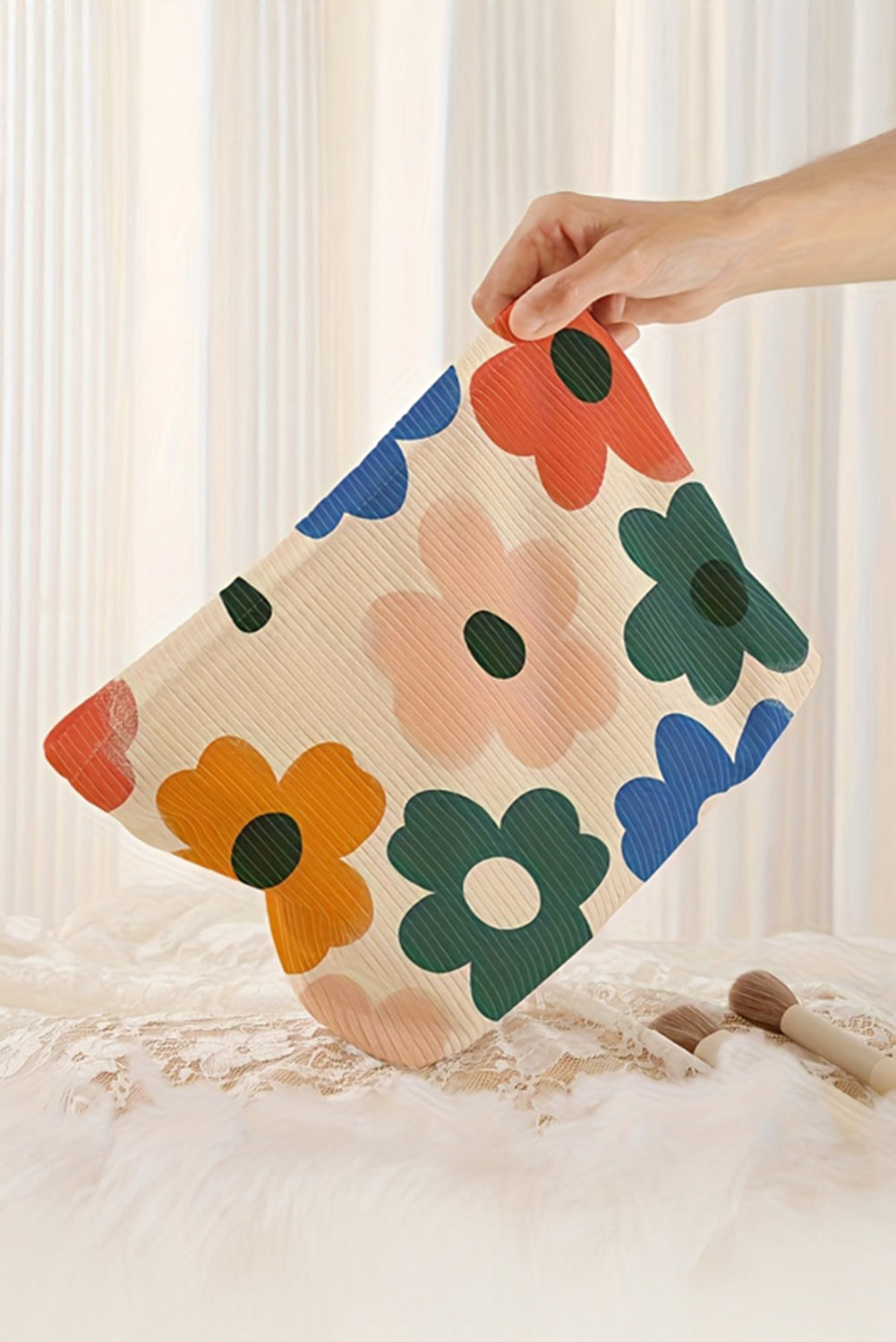 Bolsa de almacenamiento minimalista de pana con estampado floral blanco