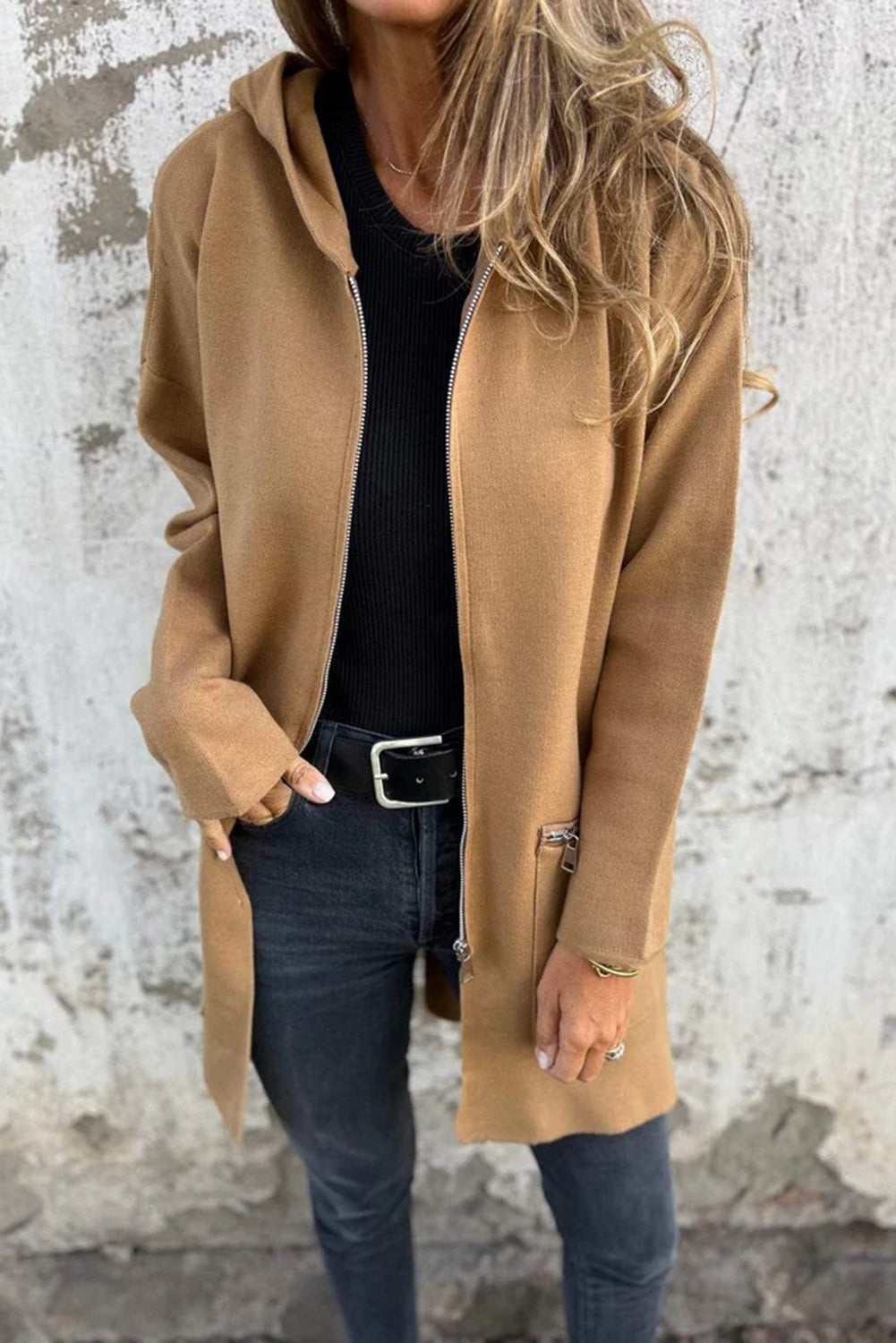 Abrigo casual de color liso beige francés claro con cremallera y capucha
