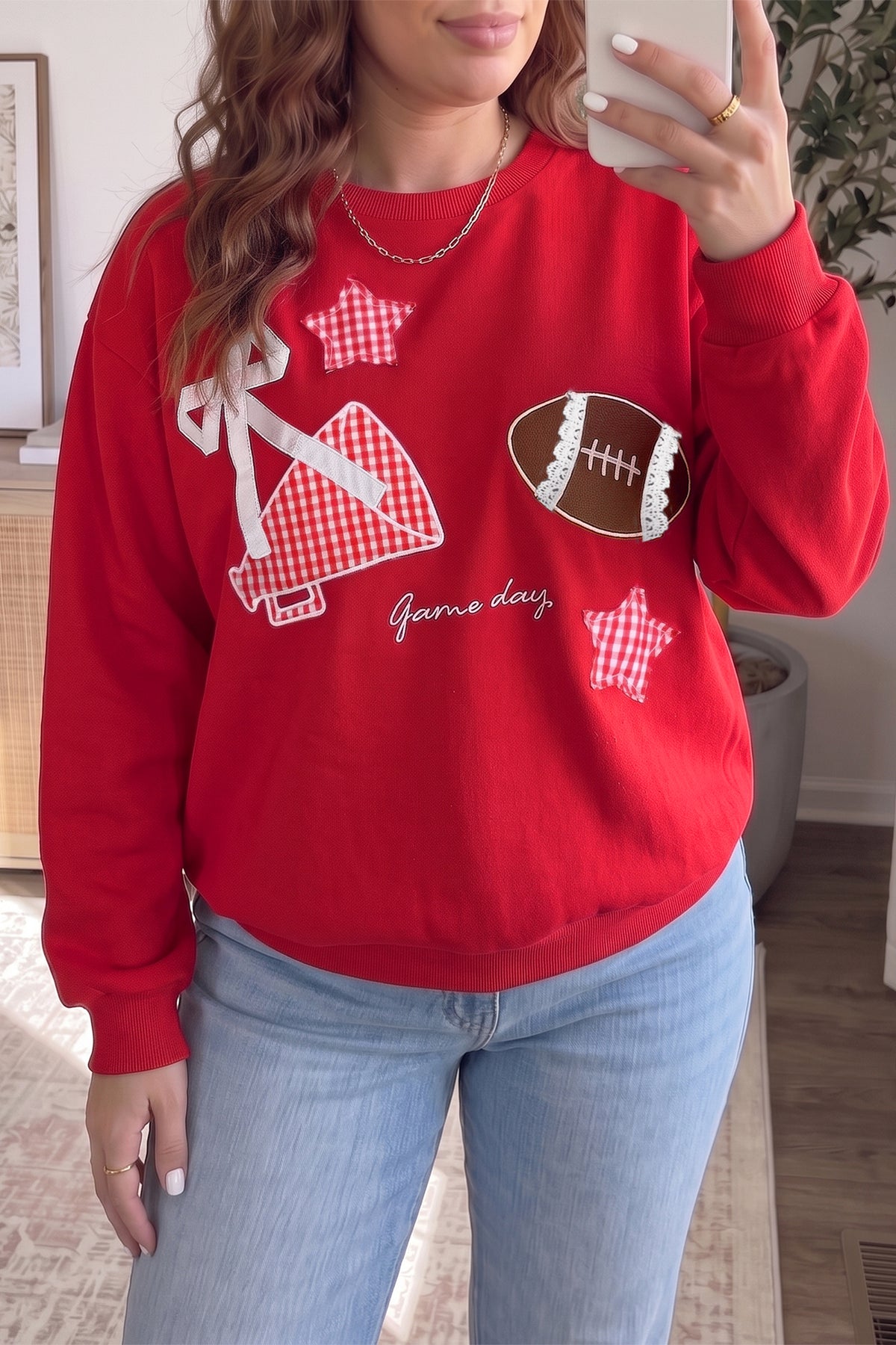 Sudadera de talla grande con diseño de parches y estampado «Rugby Game Day» en rojo competición