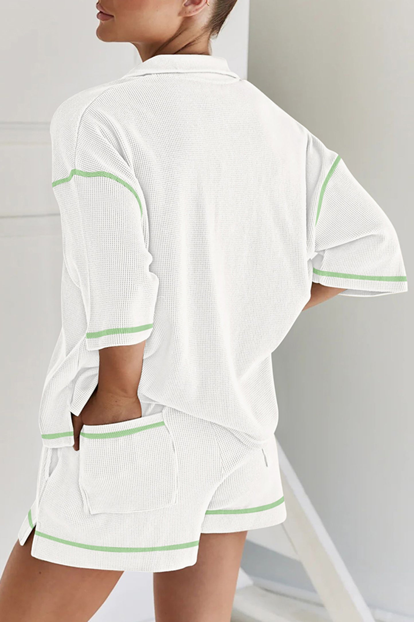 Conjunto de 2 piezas de pantalones cortos casuales con ribete de color gofre transpirable en rosa - Bego Fashion