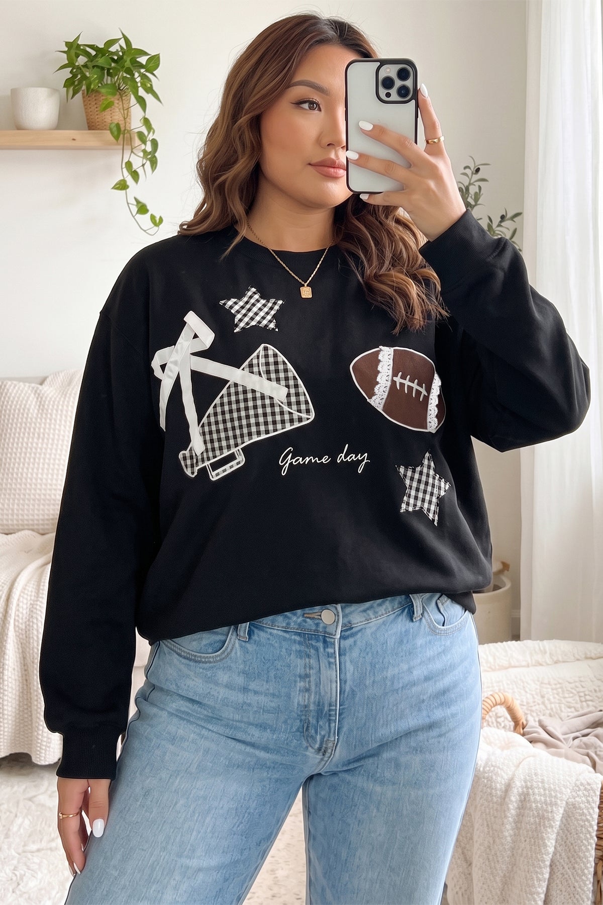 Sudadera de talla grande con diseño de parches y estampado «Rugby Game Day» en rojo competición