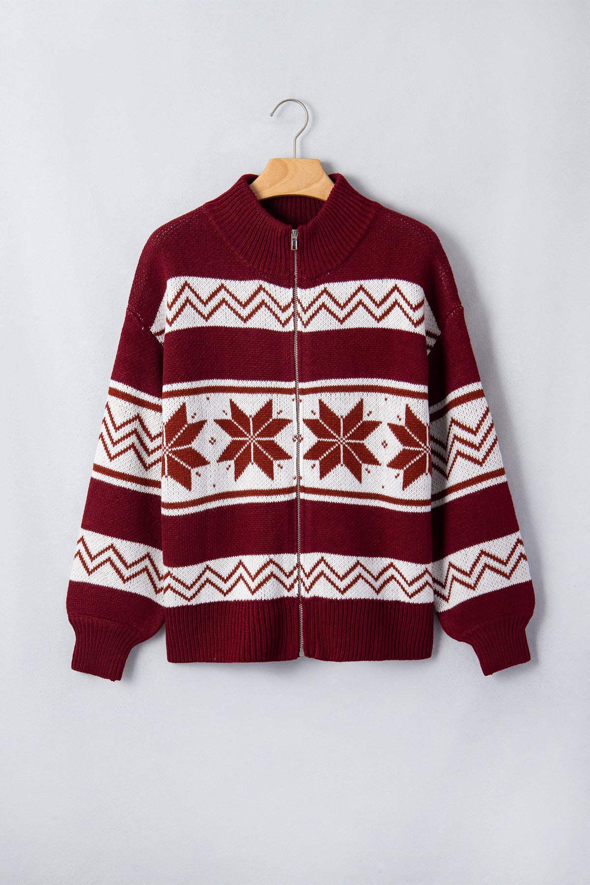 Cárdigan de punto de manga larga y corte regular con cremallera y estampado geométrico rojo