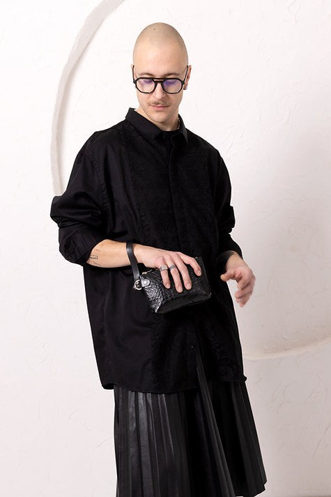 POUCH Wallet with Wrist Strap - Black Alligator