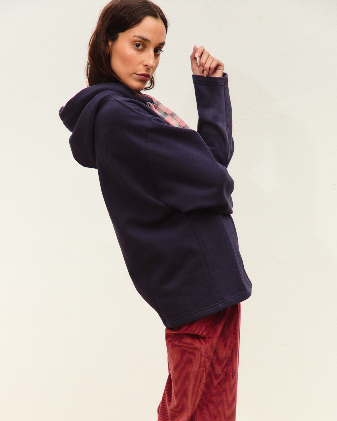 sudadera leo bond - Bego Fashion