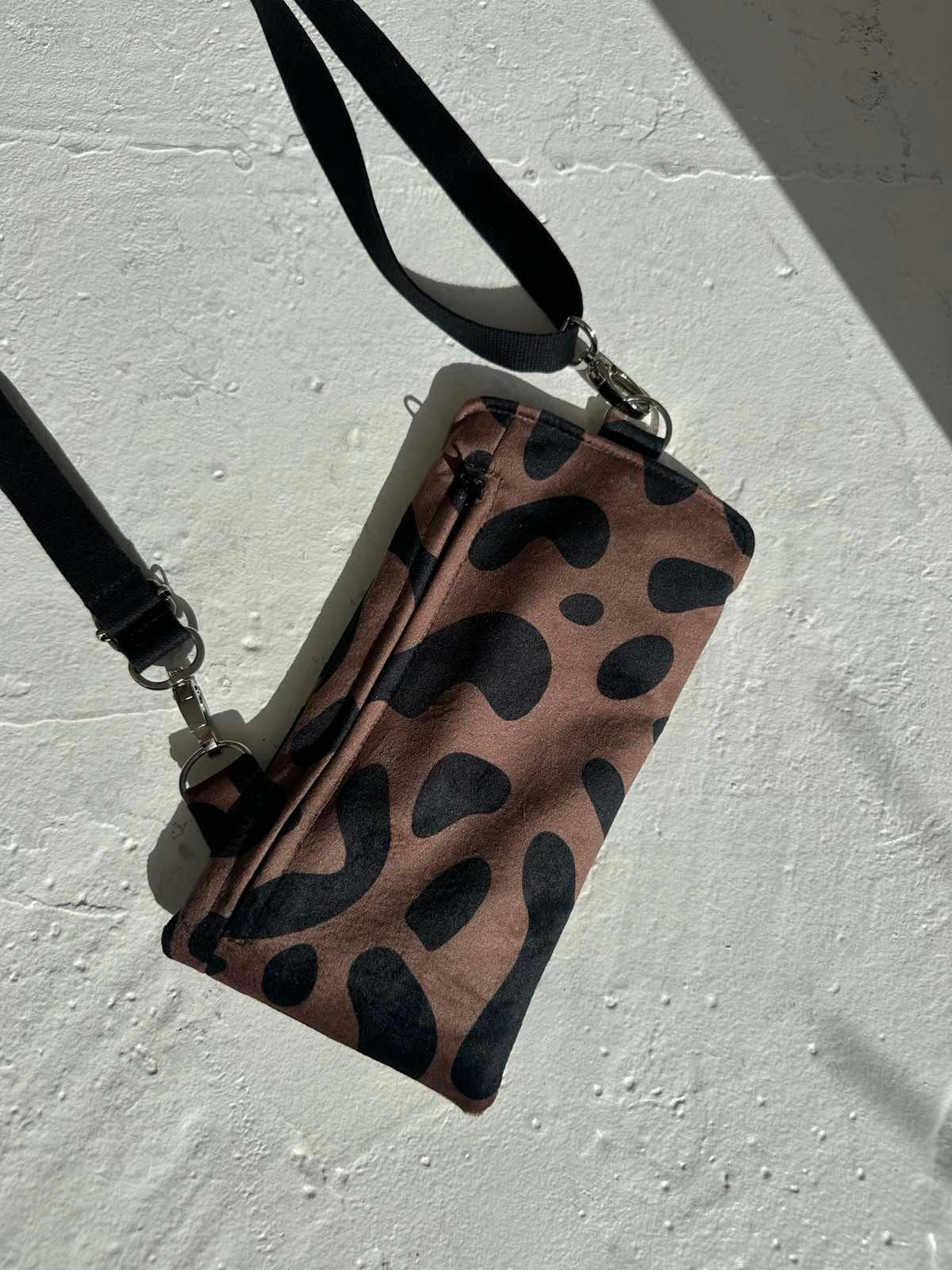 Phone Bag - Classic Leopard